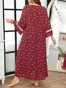Serenescape Plus Size Women Casual Floral Embroidered Decor Round Neck Plus Size Nightgown, Moo Moo, For Fall & Winter, Cozy Outfits - Burgundy - View 2