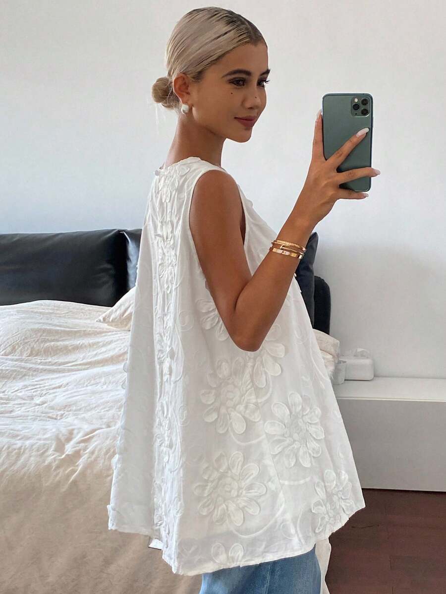 Livesso Women All-Over Floral Decor Sleeveless Round Neck Casual Vacation Summer Tank Top - White - View 1