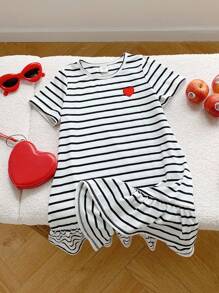 SHEIN Young Girl Knitted Stripe Heart Pattern Crew Neck Dress - Black and White - View 4