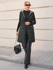 CLARA VERO Colete acolchoado sem mangas com fecho de correr frontal, bolsos com detalhe de botão de pressão, design com capuz, camada de inverno funcional e elegante, colete feminino preto, colete acolchoado, colete com capuz, colete comprido, colete acolchoado feminino, colete acolchoado preto, agasalho feminino - Preto - Ver 3
