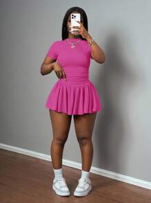 Slaydiva Bộ đồ hai mảnh dành cho nữ mùa xuân hè mới, phong cách thường ngày cơ bản, thể thao, đơn giản, cổ tròn, tay ngắn, áo thun ngắn xếp ly hai bên + chân váy xòe ngắn hai bên, trước và sau, chiều dài trung bình, vải dệt kim gân màu xám nhạt. - Màu Hồng Tươi - Xem 4