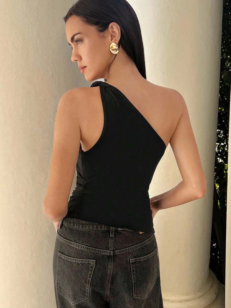 SHEIN Maija Women's Black Summer Chic Date Night Top,Asymmetrical Cut One Shoulder Twist Rope Design Exposed Shoulder Elegant Party Wedding Guest Fashion Top