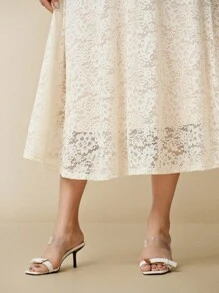 Flouryn Đầm Maxi Ren Cổ Chữ V Tay Dài Cỡ Lớn Ôm Eo Kiểu Chữ A, Viền Ren Thường Ngày - Màu be - Xem 6