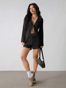 SHEIN PETITE 2 件套女士夏季纯色前系带长袖衬衫 + 针织短裤休闲度假套装 - 黑色 - 查看 4