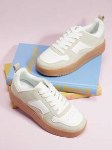 Mini mi Must Have Kids' In Timeless Beige & White Gum Sole Court Sneakers–Retro Street Vibe, Comfy Everyday Fit For School-Ready, Sporty & Sleek