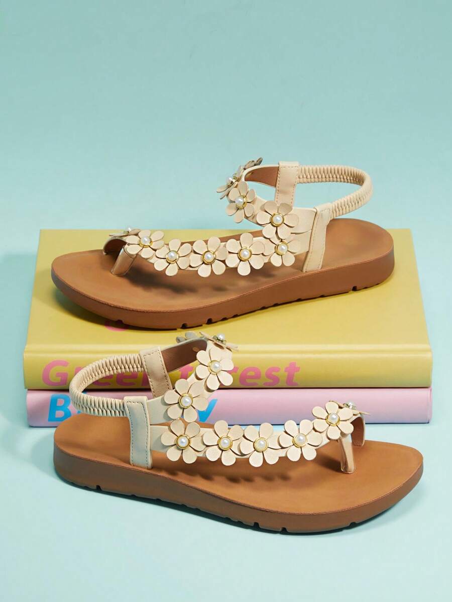 Mini mi #FairyTale 女童花卉珍珠装饰素食皮革奶油色弹力后跟 T 型带凉鞋 - 舒适适合夏季玩耍、泳池派对、盛装场合 - 米色 - 查看 1