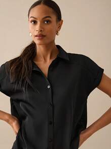 Lilora Camicia a maniche corte da donna di colore unito, alla moda per bluse da donna estive, camicia nera elegante per uscire, adatta per uscite urbane ed eleganti, per uso quotidiano e feste, adatta per l'estate e la primavera per le signore