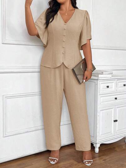 SHEIN Frenchy Plus Size Summer Simple Solid Color Textured Button Decor Top And Pants Set,Business Casual Woman,Holiday Outfits For Women In Fall/Winter