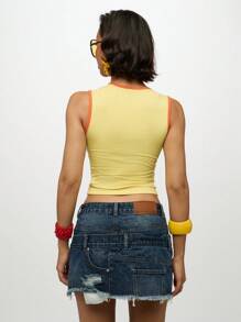 SUMWON WOMEN 夏季 Mai Tai 图案露脐背心，度假休闲夏威夷热带花卉印花无袖修身沙滩派对节日T恤 - 黃色 - 查看 2