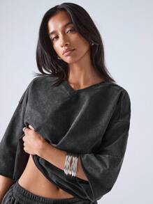 LYSMO 两件套女士V领落肩水洗字母印花T恤和短裤休闲家居服套装，夏季街头简约风，适合办公室穿着，夜间外出/休闲场合；黑色水洗短袖T恤和短裤两件套，运动健身，舒适休闲，通勤百搭，校园服装 - 黑色 - 查看 7