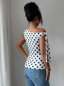 SHEIN LUNE 时尚不对称领口系带无袖波尔卡圆点印花修身 T 恤，时尚优雅设计，夏季 - 彩色 - 查看 2