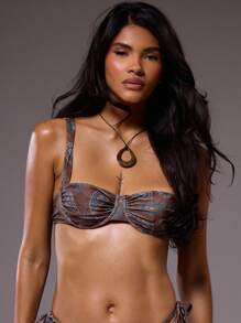 Musera Resort 佩斯利杯细节比基尼上衣 伊比沙岛，假日，春季，夏季，度假，海滩，泳装