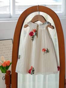 SHEIN Baby Mädchen Ärmellos Besticktes Kleid, süßer Stil mit delikatem Blumenmuster, geeignet für Feiertage, Feierlichkeiten & Familienzusammenkünfte, kreiert einen eleganten kleinen Prinzessinnen-Look