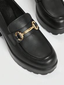CUCCOO BIZCHIC Zapatos de mujer tipo mocasín con plataforma, detalle de pespunte y decoración metálica, elegantes, en color negro, para el verano, vacaciones, vuelta al colegio, estudiantes universitarios, básicos elegantes, casual de oficina, Navidad, otoño, Año Nuevo, vacaciones
