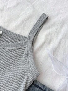 SHEIN 少女灰色针织蝴蝶结刺绣吊带迷你甜美休闲上衣，春夏百搭基础款，日常百搭，适合返校季 - 灰色 - 查看 5