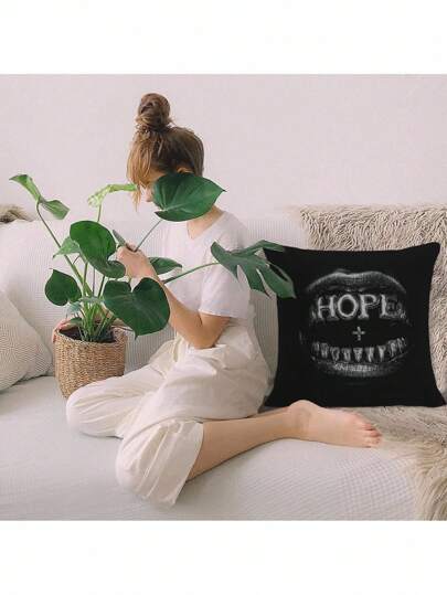 1pc Gothic Style Unique Black Throw Pillow With The "Hope" Lip Print Can Be Used For Home Decoration, Car Throw Pillows, And Mysterious Gifts,Home Decor