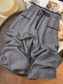 SHEIN PETITE 黑白格子高腰口袋细节直筒女裤 - 黑與白 - 查看 3