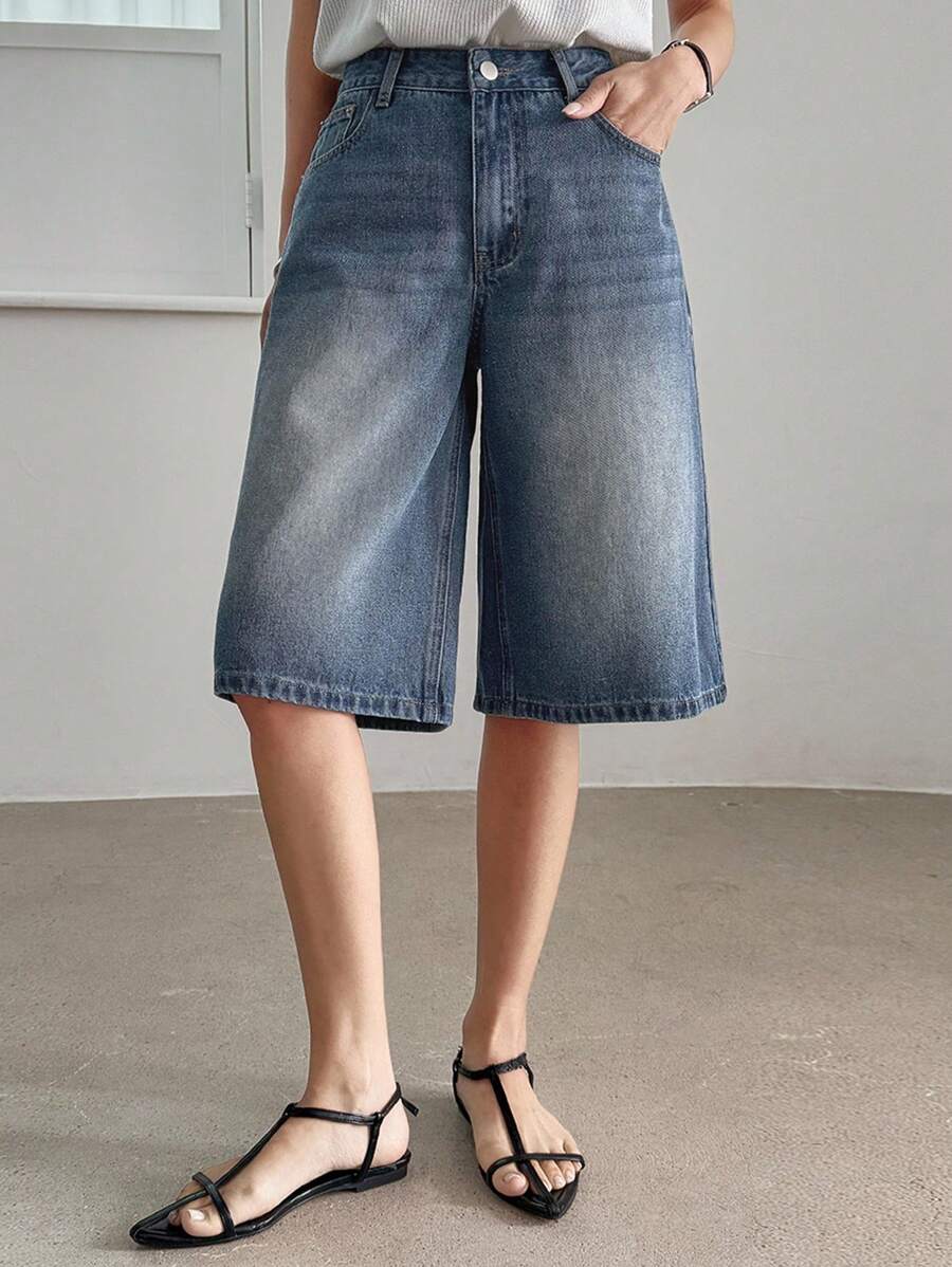 DAZY Women's Loose Straight-Leg Capri Jeans,Back To School Clothes - Medium Wash - View 1