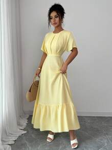Elenzga Nouvelle mode Femmes Col rond Manches courtes Design plissé Cordon de serrage à la taille Volants à l'ourlet Robe décontracté polyvalente élégante pour femmes