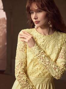 MOTF PREMIUM GUIPURE LACE PANEL ZIPPER BACK FLARE HEM DRESS - Yellow - View 6