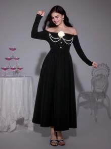 SHEIN MOD Vestido negro elegante vintage con un hombro y decoración de cadena de perlas - Perfecto para vestimenta de invitada de boda de mujer, baile de graduación, estilo de tribunal, vestidos de cumpleaños, vestidos de crucero, atuendos por capas y adecuado para citas, fiestas, feriados, té y bailes - Negro - Ver 2