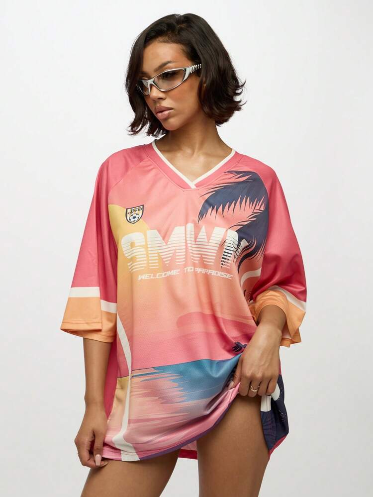 SUMWON WOMEN Oversized Football Jersey With Paradise Print And Palm Trees