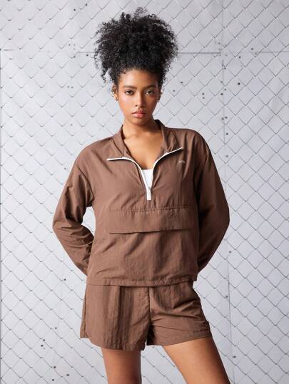 Streetz SHEIN Sport Women's Solid Color Long Sleeve Zip-Up Half-Stand Collar Jacket And Shorts Sports Suit, Back To School Outfits, Graduation, Back To School Active, Workout, Gym, Tennis, Pickleball, Women Sports & Yoga Fashion Tracksuits Women Set, Jogging & Outdoor Casual Outfit Workout Women Set Women Workout Set Loose Fit, Jacket And Shorts Set Brown Outfit Women Brown Athletic Dress Two Piece Set Women Track Shorts Brown Gym Top Brown Work Out Set Brownie Color