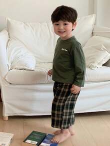 DAZY Toddler Boys Casual Homewear Set - Round Neck Solid Color Short Sleeve T-Shirt & Plaid Long Pants - Green - View 5
