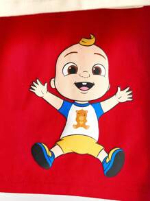 CoComelon X SHEIN 小男孩 2 件卡通可爱运动休闲风格蜡笔、玩具车、泰迪熊印花 T 恤和红蓝撞色字母印花短裤套装，适合春夏季和户外运动 - 藍色 - 查看 4