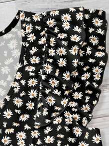 SHEIN LUNE Blusa de verano casual con cuello en V, manga con volantes y estampado floral para mujer talla grande