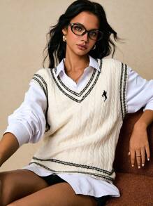 Poéselle 女式学院风麻花针织毛衣背心 - 撞色饰边 V 领套头无袖上衣、针织毛衣背心、女式学院风背心、麻花针织背心、V 领无袖毛衣、经典套头背心、复古毛衣背心、秋冬学院风针织衫 - 黑與白 - 查看 5