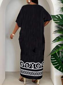 SHEIN Lady 春夏秋冬优雅黑白编织缺口长袍连衣裙加大码连衣裙邮轮装女装 - 彩色 - 查看 2