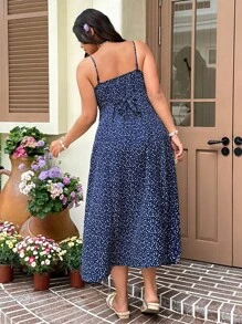 SHEIN EZwear Váy in hoa màu trắng nền xanh navy dệt kim cỡ lớn - Màu xanh hải quân - Xem 2