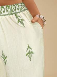 SHEIN VCAY Quần vải lanh nhẹ thoải mái họa tiết hình học cỡ lớn cho nữ mùa hè - màu xanh lá - Xem 5