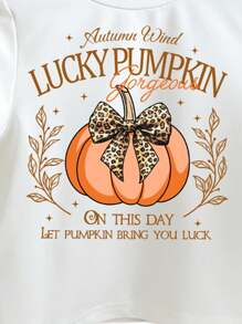 SHEIN 2 件套年轻女孩休闲简约万圣节卡通图案圆领短袖上衣和豹纹阔腿裤套装，适合夏季