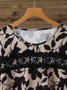 Lacomfia Chemise ample décontractée de grande taille avec imprimé floral aléatoire, manches chauve-souris, confortable et avec garniture en dentelle ajourée