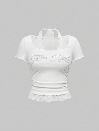 Grunge Punk Spitzeneinsatz mit Strass verziertes T-Shirt für Damen mit quadratischem Ausschnitt und Buchstaben Muster, figurbetont