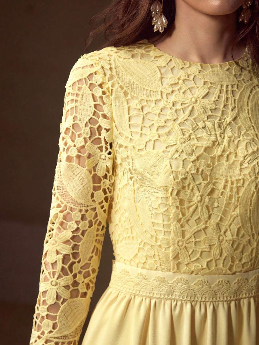 MOTF PREMIUM GUIPURE LACE PANEL ZIPPER BACK FLARE HEM DRESS - Yellow - View 2