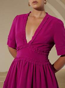 Aveloria Rosie فستان نسائي كبير الحجم بياقة على شكل حرف V باللون الأحمر الوردي مع كشكشة في الأطراف بتصميم خط A، فستان قصير الأكمام، مناسب لفصلي الربيع والصيف