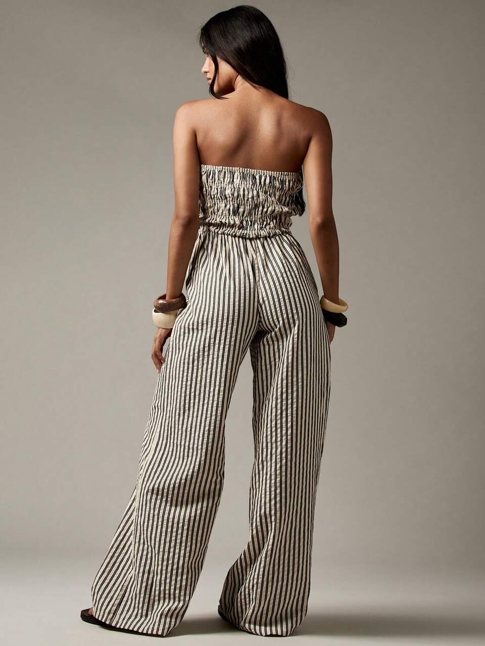 MISSGUIDED Strapless Jumpsuit Wide Leg Palazzo Shirred Bodice Tie Front Summer Vacation Beach Resort Wear Evening Party Occasion Statement Piece