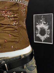 EgrlEra 法式优雅复古印花宽松领刺绣纽扣衬衫，精致腰部收褶 - 卡其色 - 查看 4