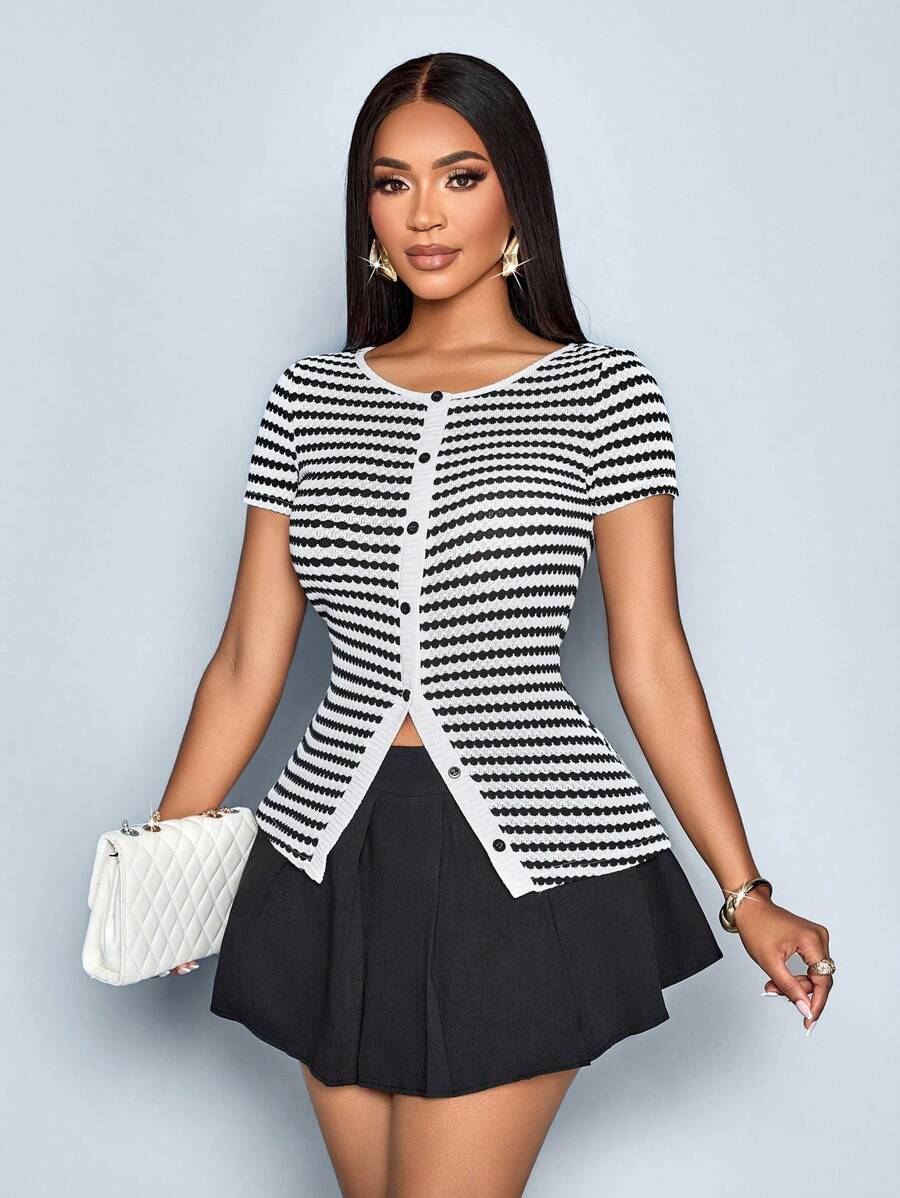 SOLERSUN Women's Elegant Striped Print Round Neck Front Button Short Sleeve T-Shirt (Random Floral) - Black - View 1