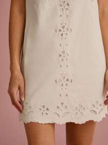 Enchnt Summer/Fall Romantic Women's White Linen Exquisite Floral Hollow Embroidered Lace Sleeveless Loose Mini Dress - White - View 3