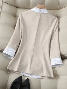 Franclia Chaqueta estilo blazer ajustada de lino beige con rayas, cuello con contraste y un solo botón, versátil para uso casual, oficina y commuting. Nueva ropa de mujer casual de primavera/otoño para el trabajo