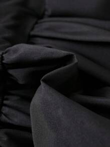 SHEIN Elladie kids Falda globo de línea A de unicolor para niñas pequeñas. El tono de unicolor exhibe un estilo elegante y el diseño de burbuja le agrega un toque lindo. La silueta de línea A favorece la figura, adecuada para bebés de todos los tipos de Body. Ya sea para juegos al aire libre, descanso casual en casa, actividades cotidianas o ocasiones especiales, esta falda permitirá que su pequeña princesa muestre su encanto único y disfrute de momentos felices. - Negro - Ver 5