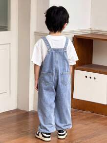 SHEIN Young Boy Fall And Winter Distressed Casual Everyday Style Korean Style Blue Denim Patch Decor Loose Fit Jeans Overalls Jumpsuit With Ankle Cuffs,For Boys Back To School And Streetwear Outfits, Kids Denim Jumpsuit, Kids Jeans Romper, Teenage Denim Overalls,Boy Kids Overalls - Light Wash - View 2