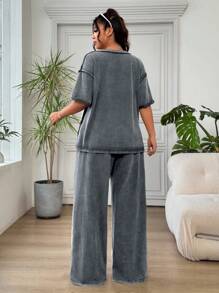 SHEIN EZwear 2件套浅灰色T恤和裤子休闲套装，适合大码女士 - 淺灰色 - 查看 2