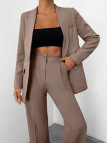 EURMUSE 女士纯色长袖夹克和褶裥口袋裤套装 - 米色 - 查看 3