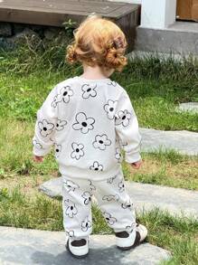 SHEIN Baby Girl 0-3 Years Old Autumn/Winter Casual Everyday Outing Black & White Floral Pattern Crew Neck Long Sleeve Sweatshirt + Pants 2pcs Outfit Set - Apricot - View 2