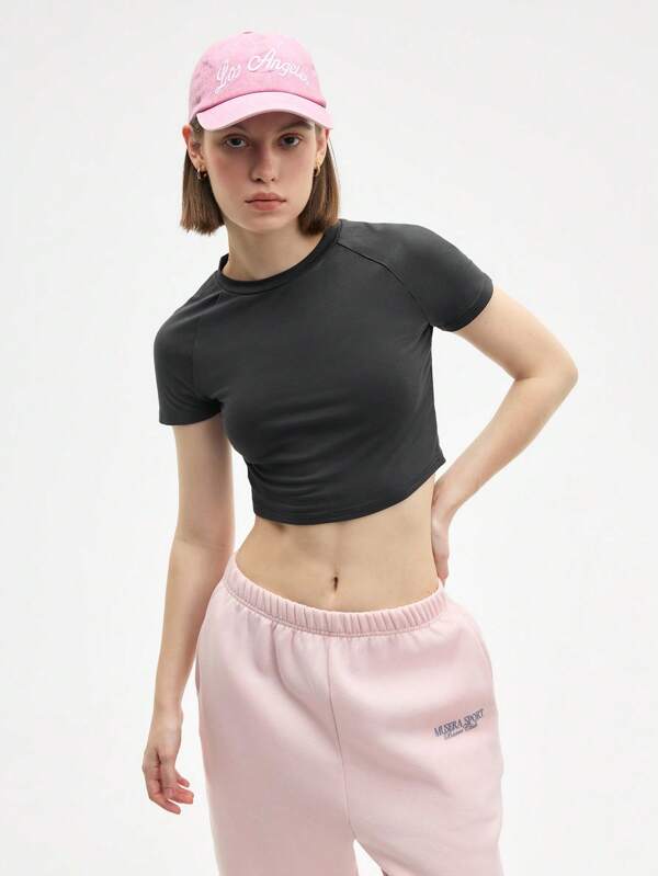 Eassivo Eassivo Women's Space Gray Cropped Raglan Sleeve Sports T-Shirt - Stylish Gym Clothing For Women Fitted Shirt